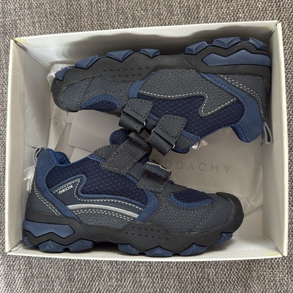 Geox Boy's Buller Mesh Low Top Sneakers Toddler Kids 10.5US 28EU New - Picture 7 of 14